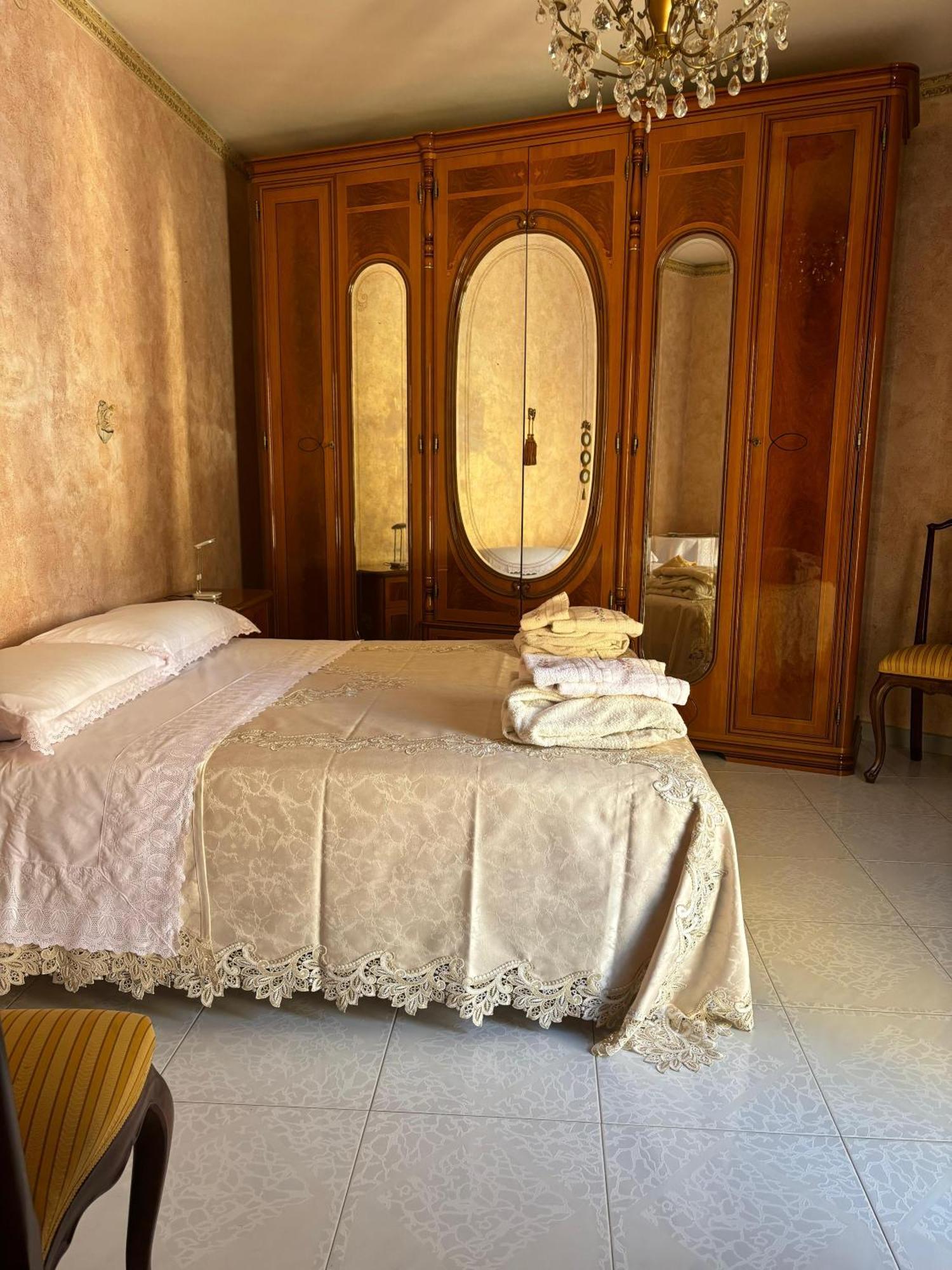 Apartamento Centro Storico Quartiere San Michele Sciacca